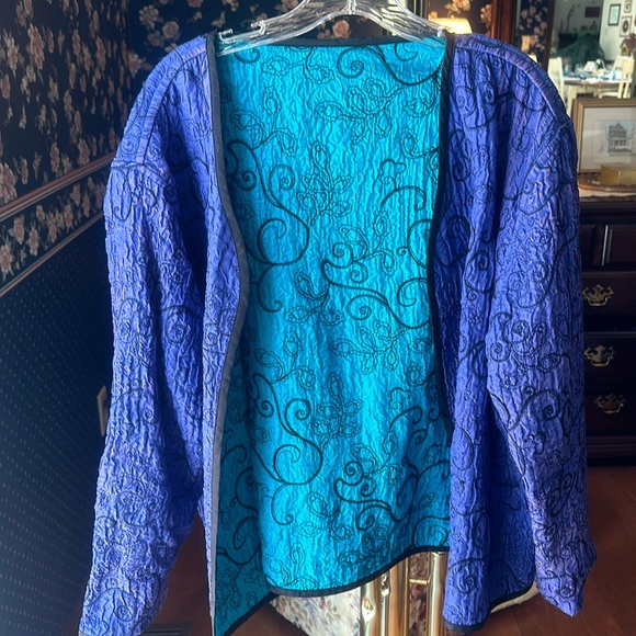 Ladies reversible embroidered jacket XXL - Picture 1 of 8